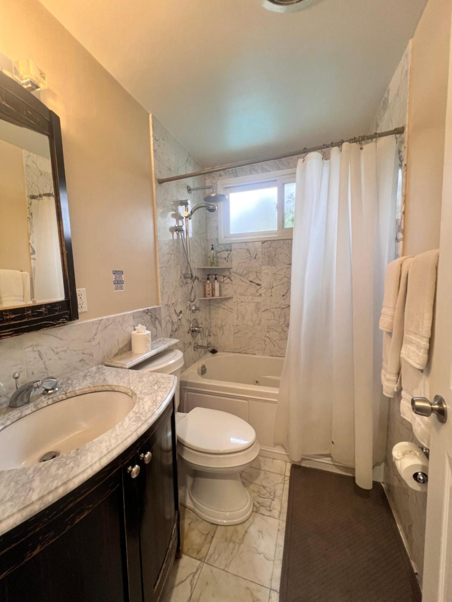 11640 Gothic Avenue Villa Los Angeles Bagian luar foto