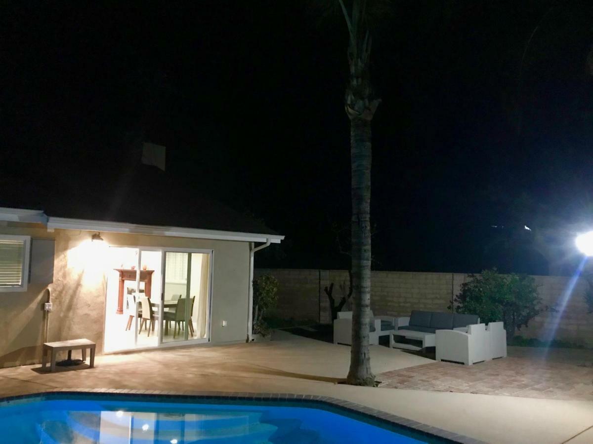 11640 Gothic Avenue Villa Los Angeles Bagian luar foto